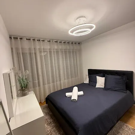 T2 Elegant, Proche De Geneve, Avec Parking أمْبييّي