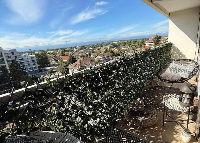 شقة T2 Elegant, Proche De Geneve, Avec Parking *