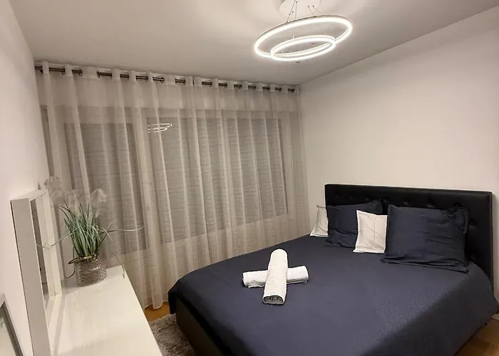 T2 Elegant, Proche De Geneve, Avec Parking أمْبييّي